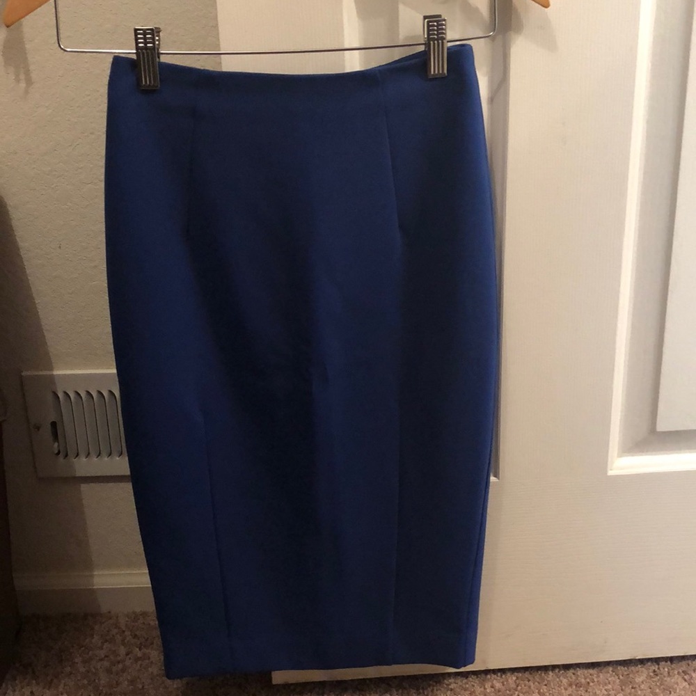 H&M pencil skirt blue size 2.